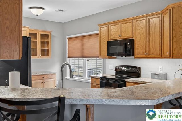 5411 Congress Way, Hanover Twp, PA 18017