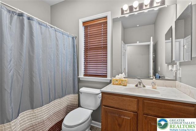 5411 Congress Way, Hanover Twp, PA 18017