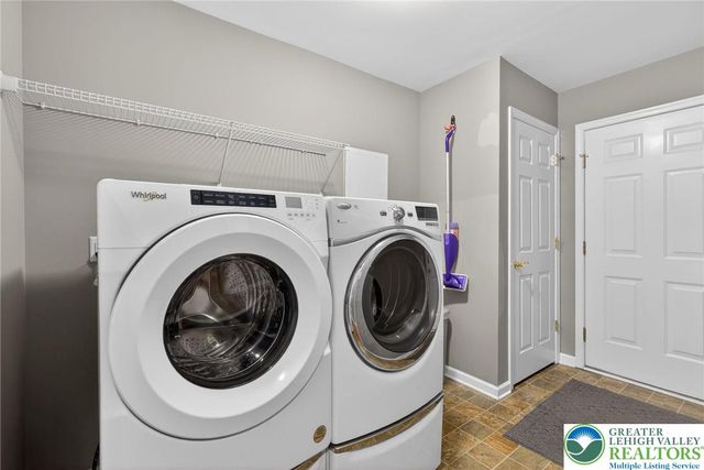 5411 Congress Way, Hanover Twp, PA 18017