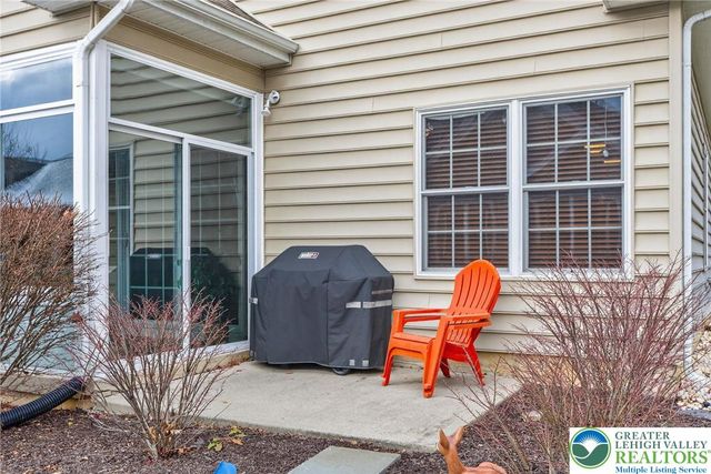 5411 Congress Way, Hanover Twp, PA 18017