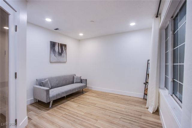 3057 Downing Place, Las Vegas, NV 89121