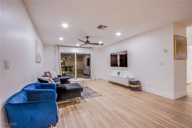 3057 Downing Place, Las Vegas, NV 89121