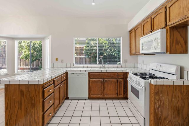 3419 Chatham St, Rocklin, CA 95765