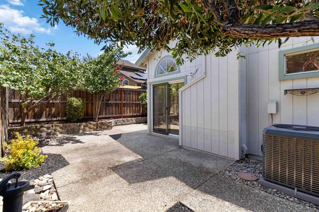 3419 Chatham St, Rocklin, CA 95765