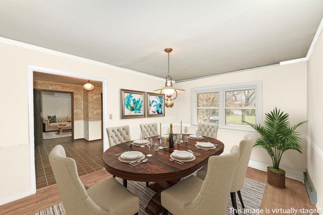 6 Duquesne Drive, Greenlawn, NY 11740