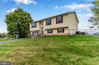 99 MIDDLE SPRING RD, Shippensburg, PA 17257