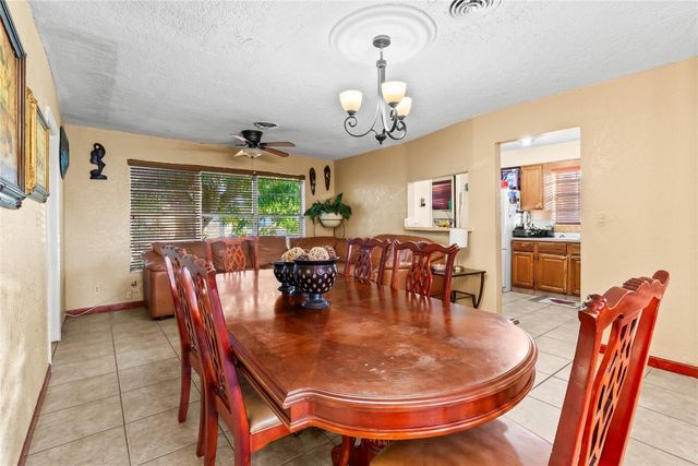 820 NW 38th Avenue, Lauderhill, FL 33311