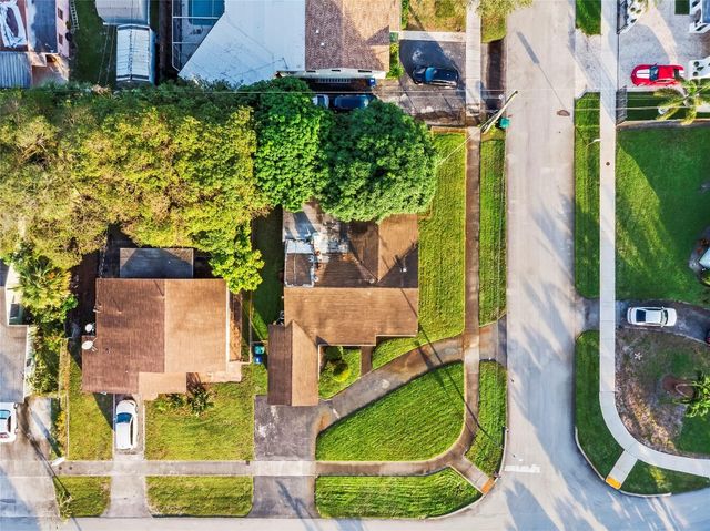 820 NW 38th Avenue, Lauderhill, FL 33311