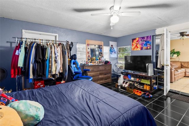 820 NW 38th Avenue, Lauderhill, FL 33311