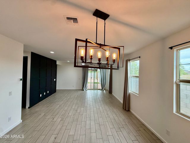 11002 W MARGUERITE Avenue, Tolleson, AZ 85353