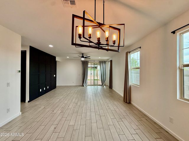 11002 W MARGUERITE Avenue, Tolleson, AZ 85353