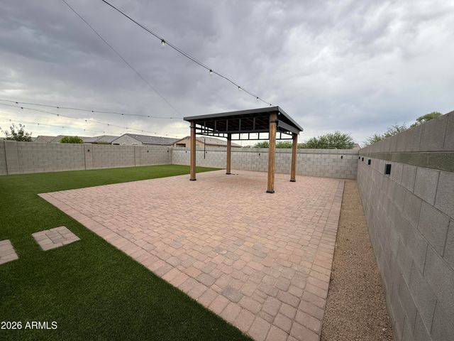 11002 W MARGUERITE Avenue, Tolleson, AZ 85353