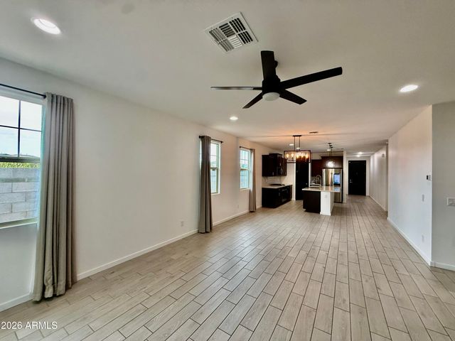 11002 W MARGUERITE Avenue, Tolleson, AZ 85353