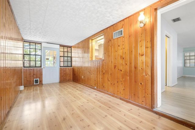 319 GRANADA ROAD, Auburndale, FL 33823