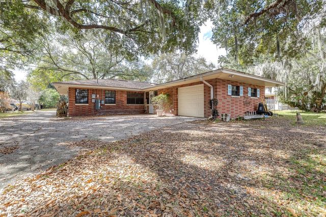 319 GRANADA ROAD, Auburndale, FL 33823