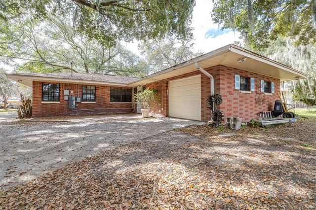 319 GRANADA ROAD, Auburndale, FL 33823