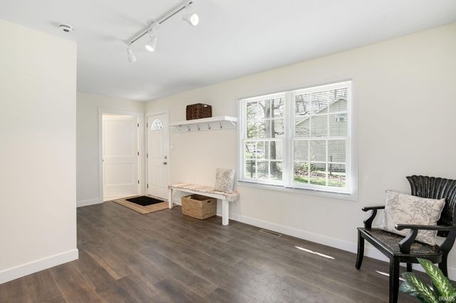 20140 Auten Road, South Bend, IN 46637