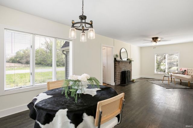 20140 Auten Road, South Bend, IN 46637