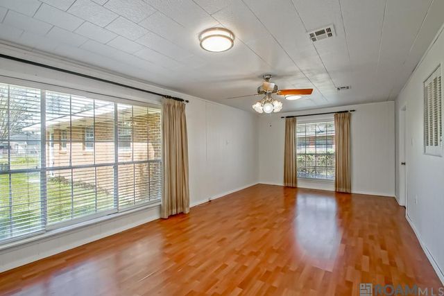 2871 Anita Cir, Baton Rouge, LA 70805