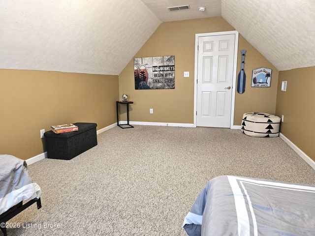 6407 Autumn Oak Way, Louisville, KY 40272
