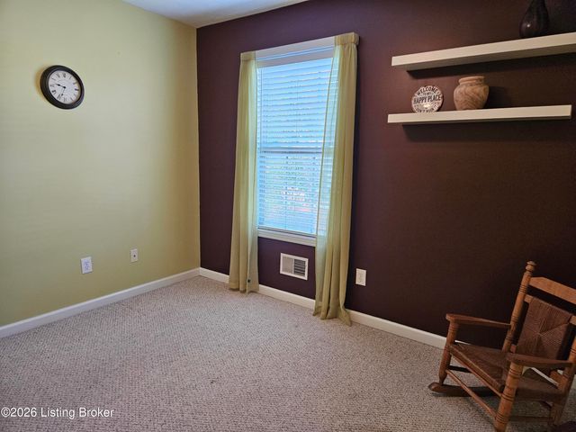 6407 Autumn Oak Way, Louisville, KY 40272