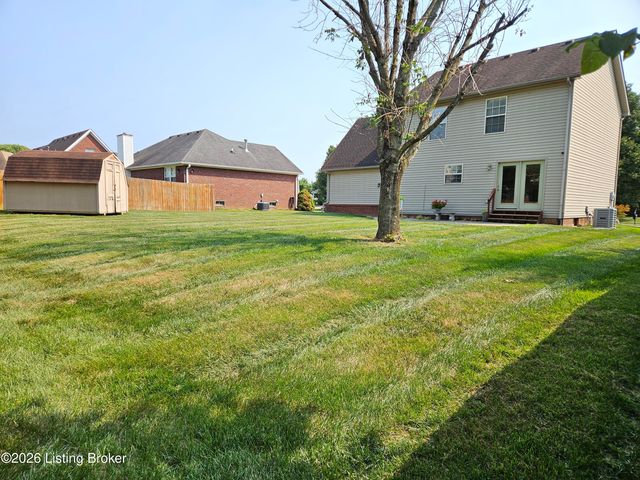 6407 Autumn Oak Way, Louisville, KY 40272