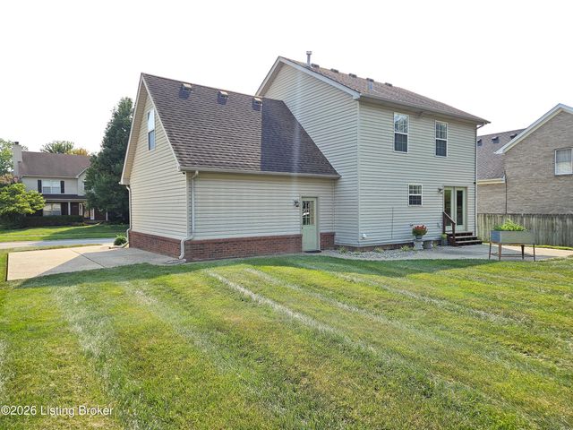 6407 Autumn Oak Way, Louisville, KY 40272
