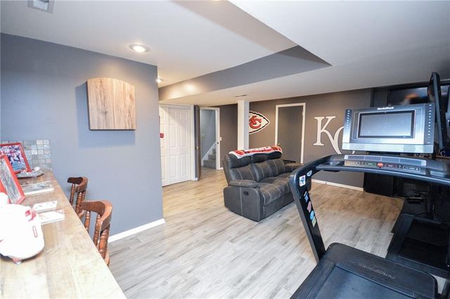 3420 S Atherton Avenue, Independence, MO 64055