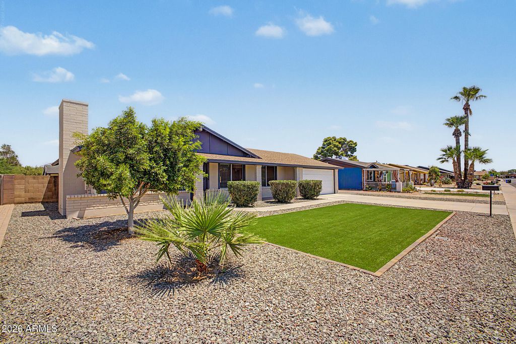 8754 W ELM Street, Phoenix, AZ 85037 — photo 2