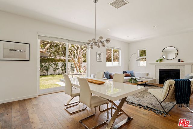 5571 W 82nd Street, Los Angeles, CA 90045