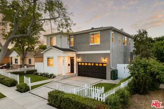 5571 W 82nd Street, Los Angeles, CA 90045