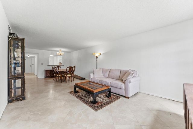 5635 QUEEN PALM Court D, Delray Beach, FL 33484