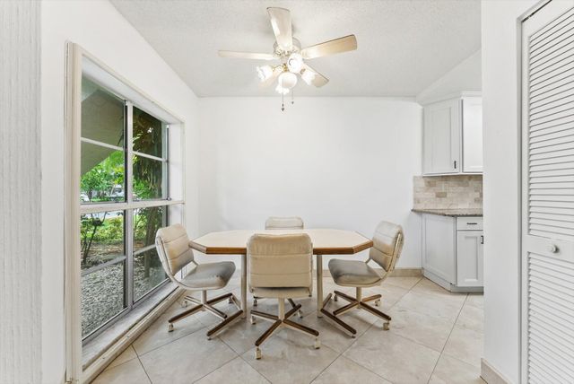 5635 QUEEN PALM Court D, Delray Beach, FL 33484