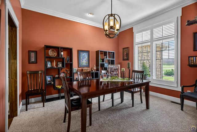 3748 SE Elm Cove Dr, Berryton, KS 66409