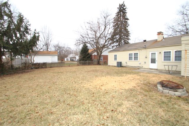 329 Weymouth Lane, Columbus, OH 43228