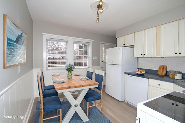 329 Weymouth Lane, Columbus, OH 43228