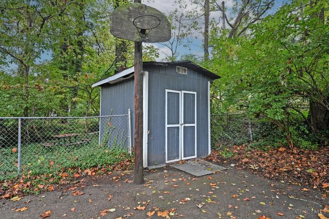 63 Gatch Street, Milford, OH 45150