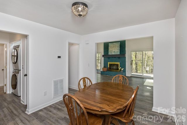 53 Benfield Road, Weaverville, NC 28787