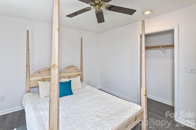 53 Benfield Road, Weaverville, NC 28787