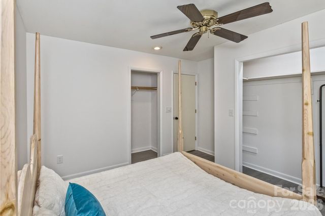 53 Benfield Road, Weaverville, NC 28787