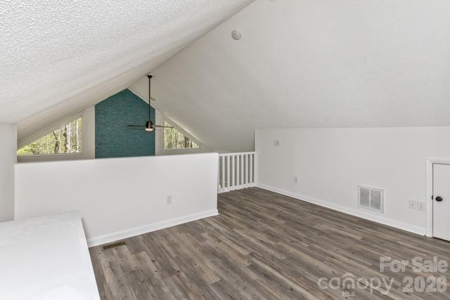 53 Benfield Road, Weaverville, NC 28787