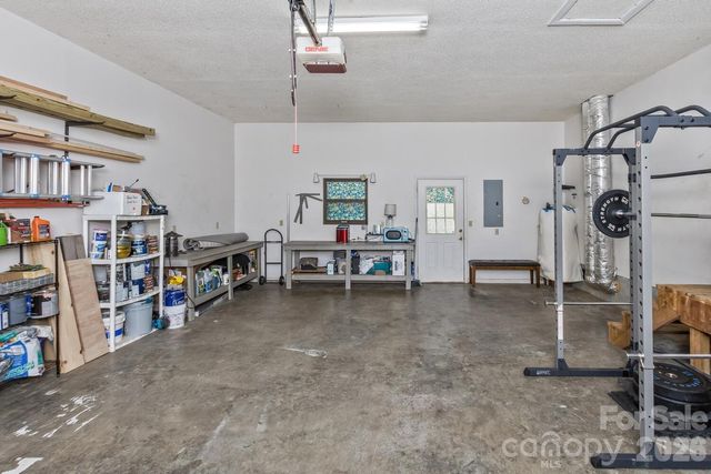 53 Benfield Road, Weaverville, NC 28787