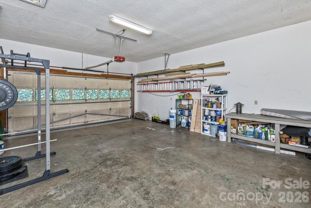 53 Benfield Road, Weaverville, NC 28787