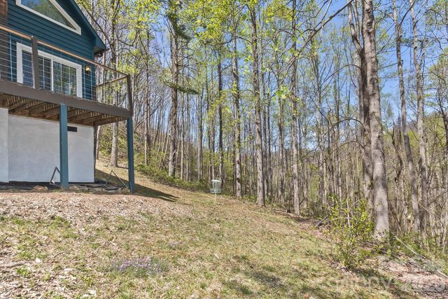 53 Benfield Road, Weaverville, NC 28787