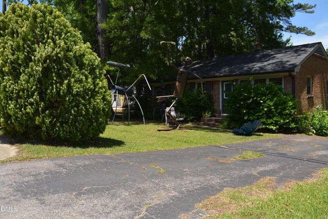 418 Madison Avenue, Cary, NC 27513