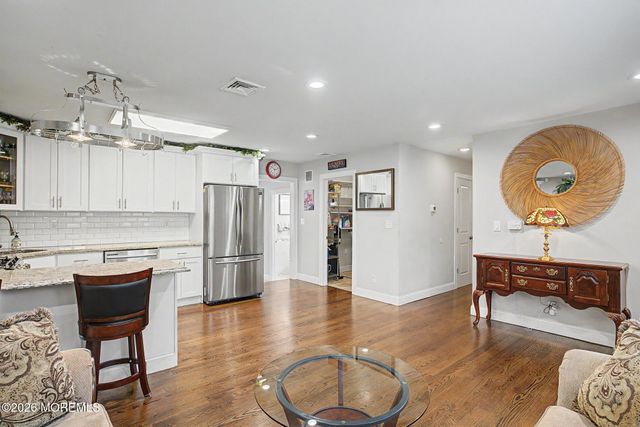 442 Irving Place, Toms River, NJ 08755
