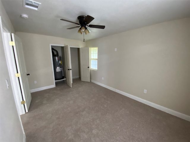 305 W 3rd Street, Blooming Grove, TX 76626
