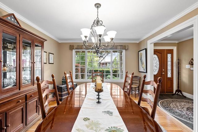 1876 Miramonte Avenue, Mountain View, CA 94040