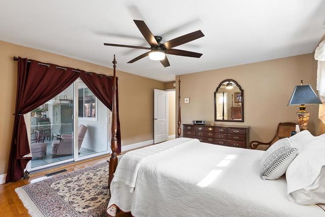 1876 Miramonte Avenue, Mountain View, CA 94040