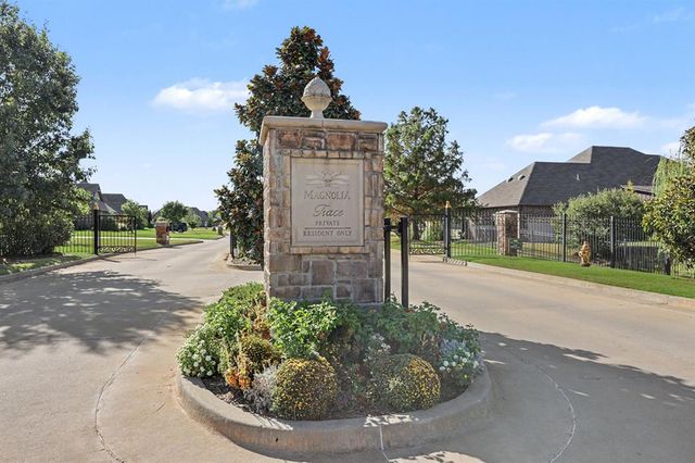 1032 W Camellia Way, Mustang, OK 73064